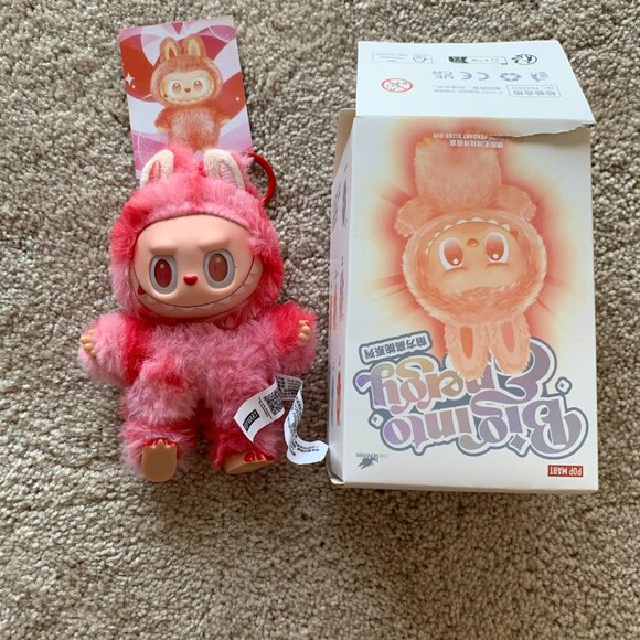 Big into Energy Labubu (lafufu)  V3 Love ID Lucky （3 together.） - Picture 6 of 6